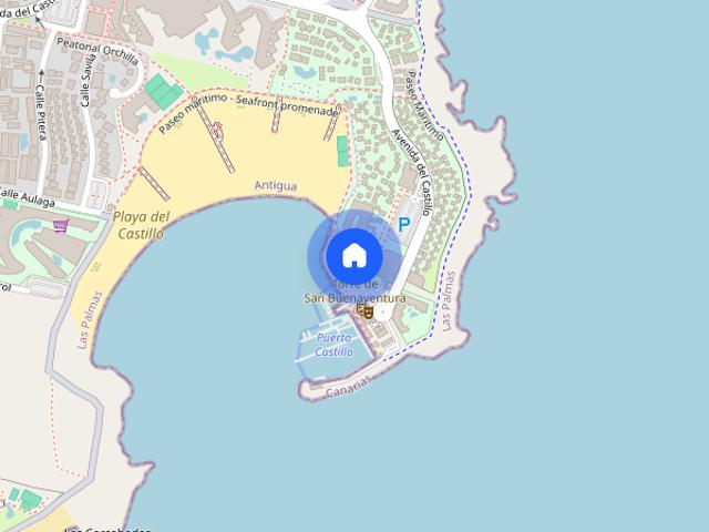 Close to all amenities, 5 min walk to the supermarket, bars 10 min to beach