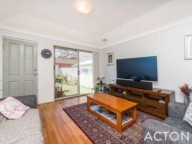 Close to beach, train line, shops & restaurants. just in time for Spring & Summer!