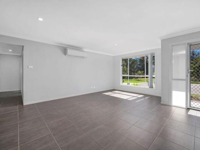Close to CBD Cessnock!