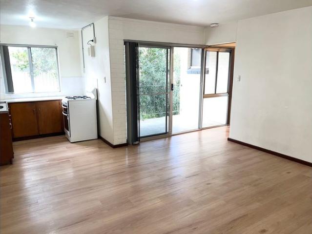 CLOSE TO EVERYWHERE @$495 per week