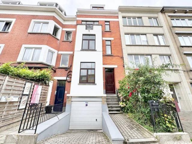 Close to Georges Henri and its many amenities