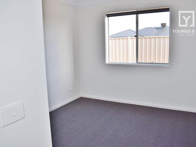 CLOSE TO GV HEALTH FOUR BEDROOMS