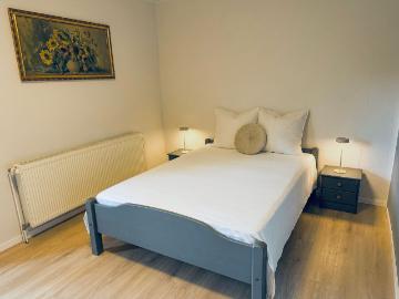 Close to Hamburg Lovingly furnished apartment amidst greenery