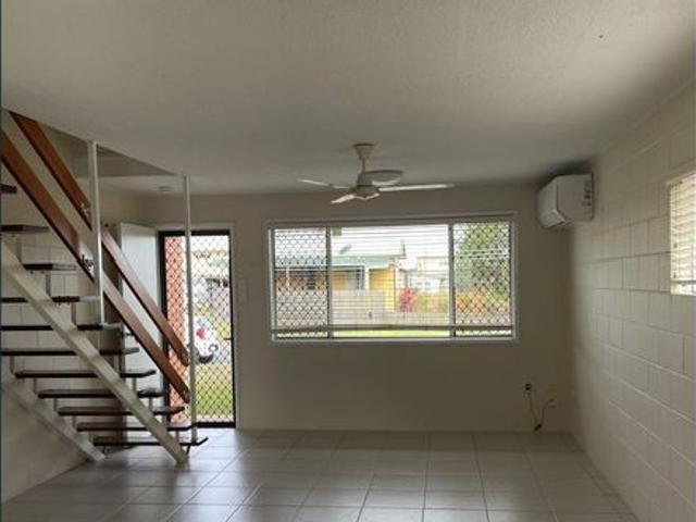 CLOSE TO MT PLEASANT SHOPPING CENTRE & SCHOOLS