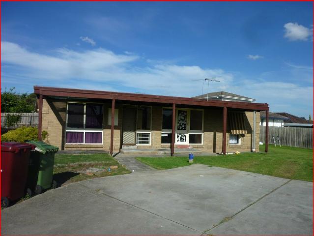 CLOSE TO PARKMORE SHOPPING CENTRE