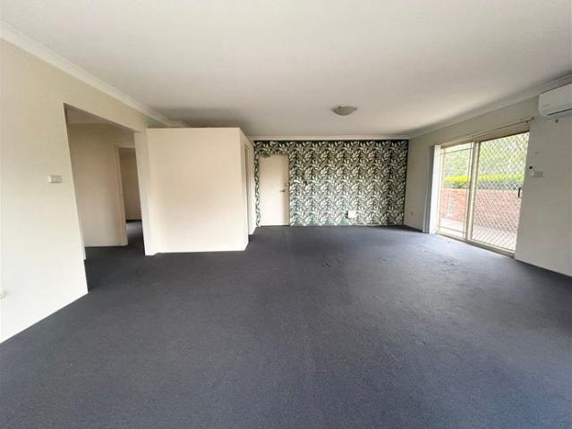 CLOSE TO PENRITH CBD