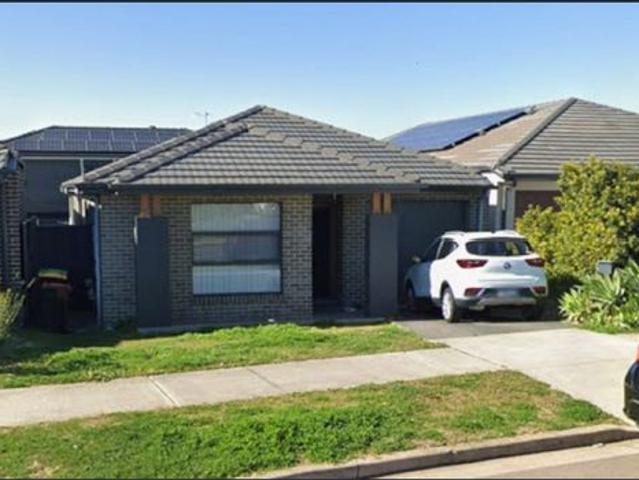 CLOSE TO SCHOOLS AND LOCAL AMENITIES