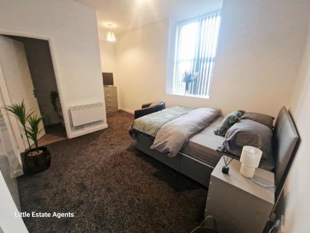 Claughton Street, St. Helens, WA10 1 bed in a house share to rent £680 pcm £157 pw