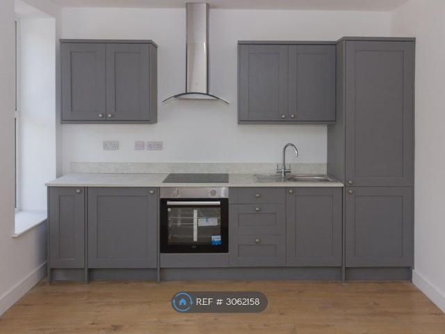 Claude Road, Cardiff CF24, 2 bed flat to rent, £1,200 pcm | PrimeLocation