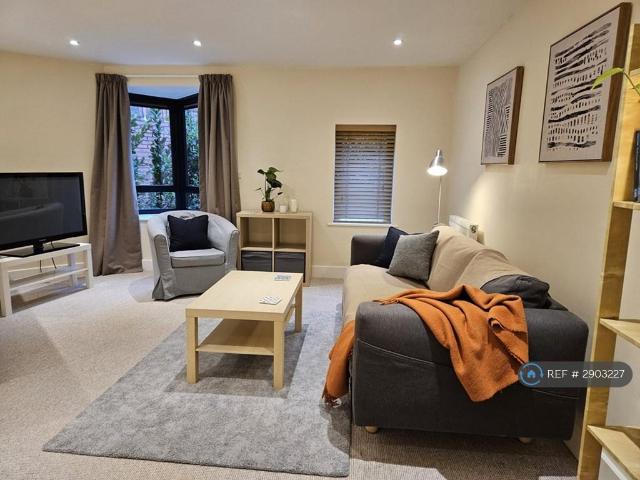 Claverton Court, Chester, CH4 1 bed flat to rent £1,150 pcm £265 pw