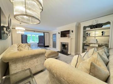 Claverdon Drive, Sutton Coldfield B74 5 bed detached house to rent £6,000 pcm £1,385 pw