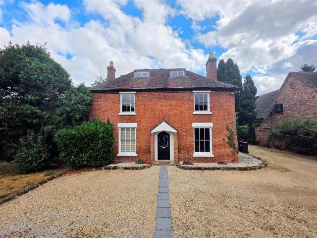 Claverley Hall, High Street. 3 bed semi detached house to rent £1,550 pcm £358 pw