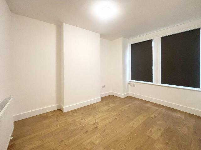 Claxton Grove, London, W6 2 bed terraced house to rent £2,000 pcm £462 pw