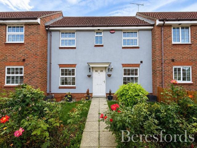 Clay Pits, CM7 3 bed terraced house to rent £1,575 pcm £363 pw