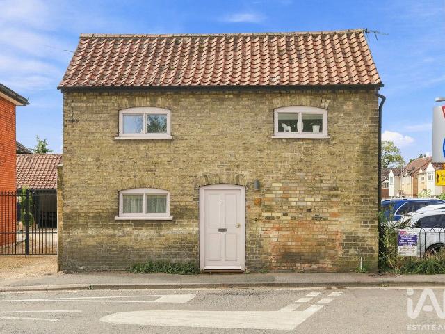Clay Street, Soham CB7, 2 bed detached house to rent, £1,200 pcm | PrimeLocation