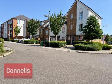 Clay Vale, Horsham RH12, 3 bed property to rent, £2,350 pcm | PrimeLocation