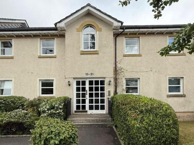 Claycrofts Place, Stirling, FK7 2 bed flat to rent £1,000 pcm £231 pw