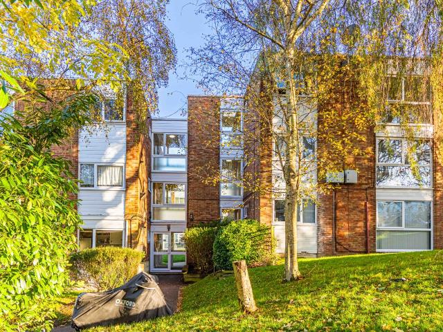 Claybury, Bushey, Hertfordshire WD23, Studio to rent, £1,050 pcm | PrimeLocation