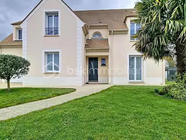 Claye Souilly 77410 Achat / Vente maison 6 pièces t6 piscine terrasse