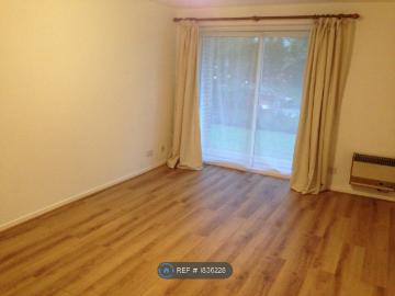 Clayhall House, Reigate RH2, 2 bed flat to rent, £1,495 pcm | PrimeLocation