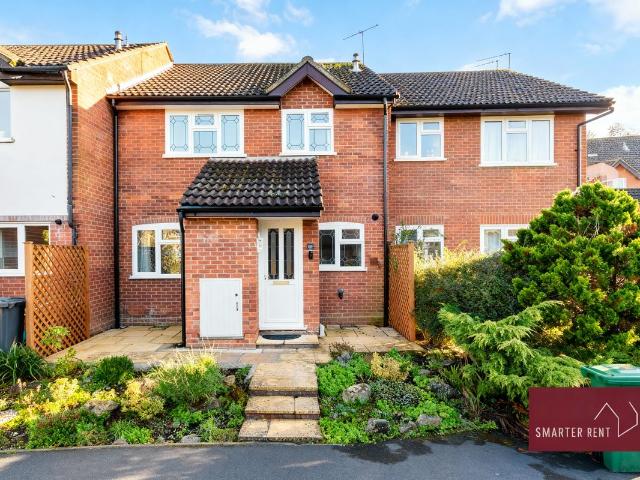 Clayhanger, Guildford GU4, 1 bed detached house to rent, £2,000 pcm | PrimeLocation