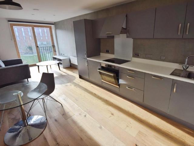 Clayworks, Hanley Studio to rent £875 pcm £202 pw