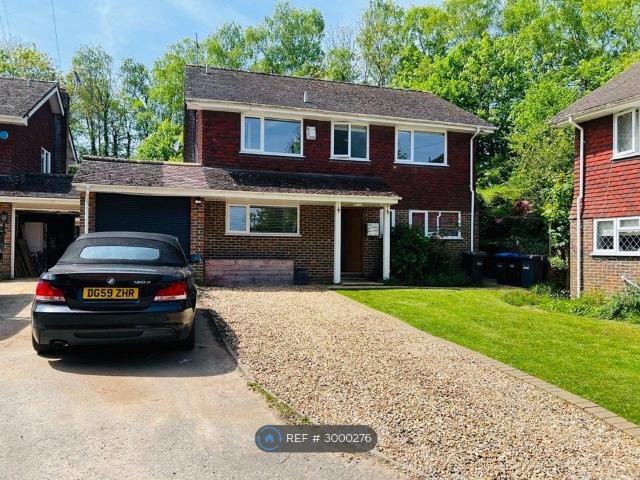 Clayton Avenue, Hassocks BN6, 5 bed detached house to rent, £3,250 pcm | PrimeLocation