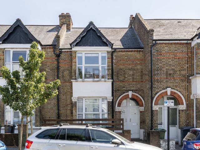 Clacton Road, Walthamstow E17, 1 bed flat to rent, £1,850 pcm | PrimeLocation