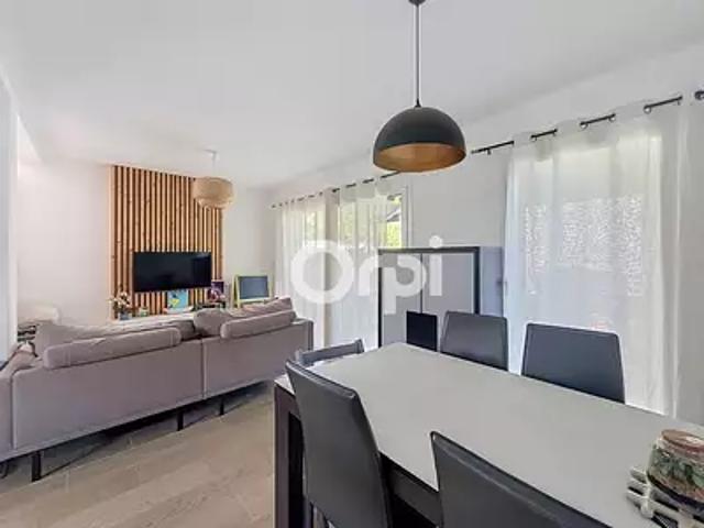 Clamart 92140 Location maison 4 pièces t4 jardin terrasse
