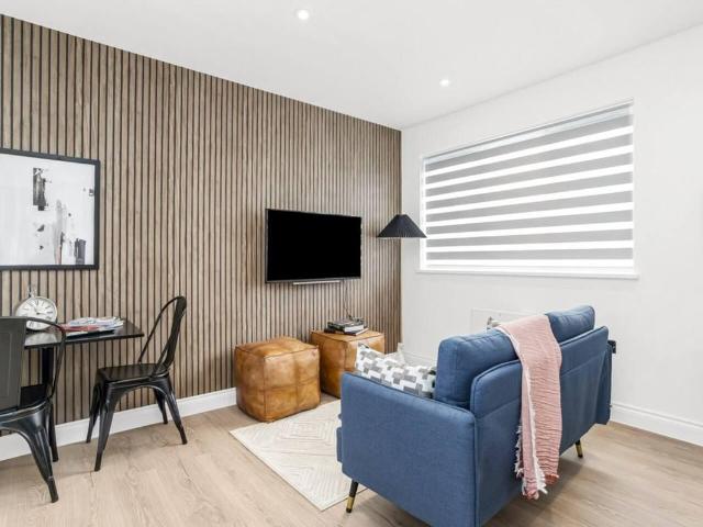 Clammas Way, Uxbridge UB8, Studio to rent, £1,500 pcm | PrimeLocation