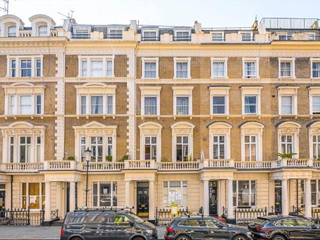 Clanricarde Gardens, London W2, Studio to rent, £2,795 pcm | PrimeLocation