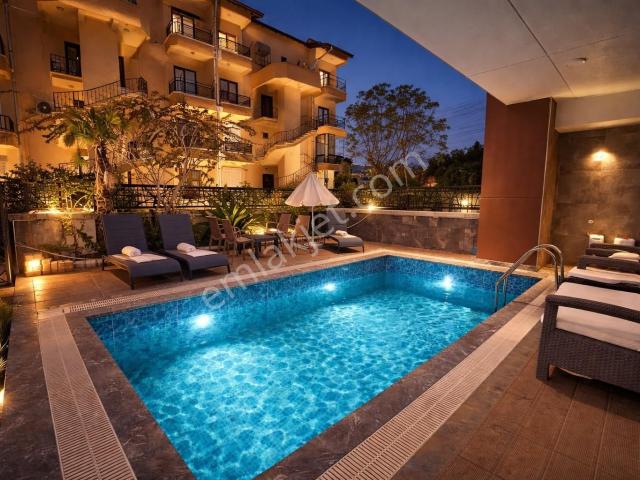 Clara Gayrimenkul'den Alanya'da Satılık Tripleks Villa