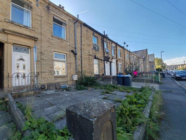 Clara Street, Huddersfield HD1, 2 bed terraced house to rent, £695 pcm | PrimeLocation