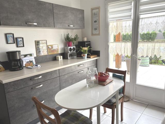 Clarac Jolie Maison De Plain Pied Avec Piscine Sur Terrain 1. 88m² Clarac