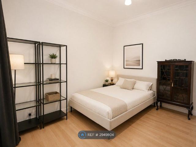 Clare Court, London WC1H, Studio to rent, £2,200 pcm | PrimeLocation