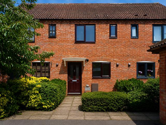 Clare Croft, Middleton, Milton Keynes MK10, 2 bed terraced house to rent, £1,450 pcm | PrimeLocation