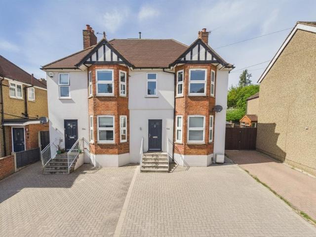 Clare Road, Maidenhead, Berkshire, SL6 4 bed semi detached house to rent £2,750 pcm £635 pw