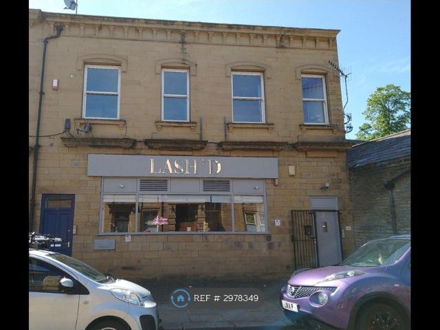 Clare Road, Halifax HX1, 2 bed flat to rent, £800 pcm | PrimeLocation