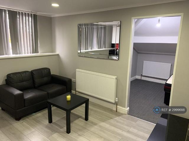 Claremont, Bradford, BD7 1 bed flat to rent £169 pcm £39 pw
