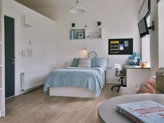 Claremont House, Glasgow Student Accommodation | Amber