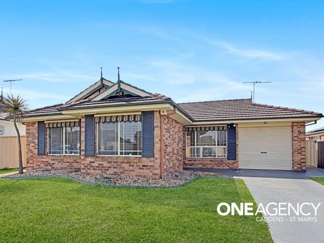Claremont Meadows 9 Chopin Crescent