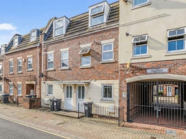 Claremont Road, Portsmouth PO1, 1 bed flat to rent, £925 pcm | PrimeLocation