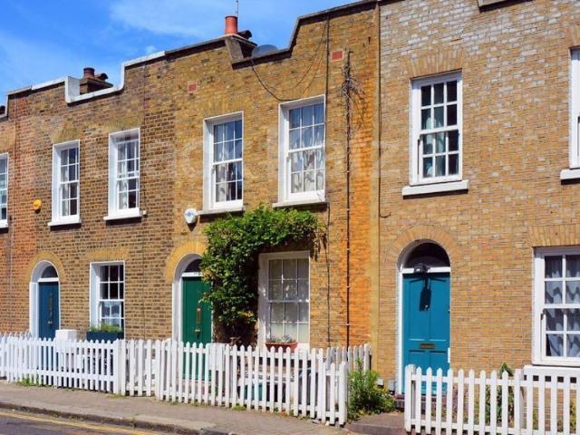 Clarence Way, Camden NW1, 3 bed town house to rent, £4,117 pcm | PrimeLocation
