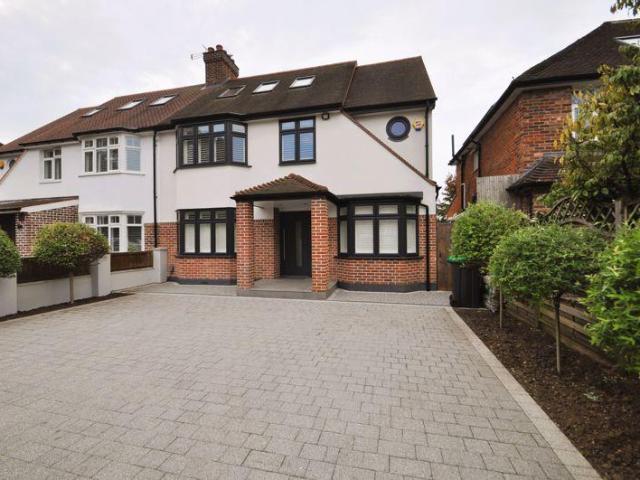 Clarence Avenue, New Malden 5 bed semi detached house to rent £5,750 pcm £1,327 pw