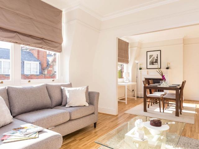 Clarence Gate Gardens, Glentworth Street, London NW1, 2 bed flat to rent, £4,500 pcm | PrimeLocation