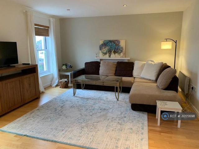 Clarence House, Leamington Spa, CV32 2 bed flat to rent £1,500 pcm £346 pw