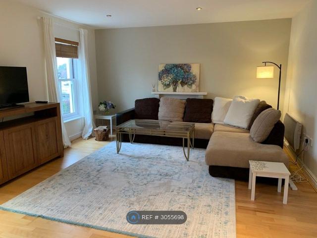 Clarence House, Leamington Spa CV32, 2 bed flat to rent, £1,500 pcm | PrimeLocation