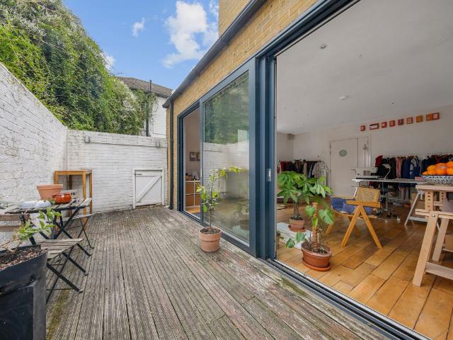 Clarence Road, By Hackney Downs E5, 1 bed flat to rent, £2,100 pcm | PrimeLocation