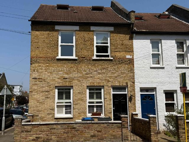 Clarence Road, London, London SW19, 1 bed maisonette to rent, £1,710 pcm | PrimeLocation