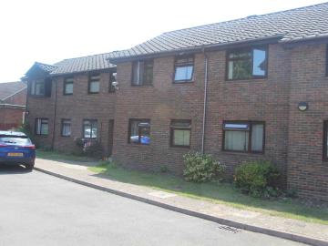 Clarence Road, Windsor SL4, 2 bed flat to rent, £1,550 pcm | PrimeLocation